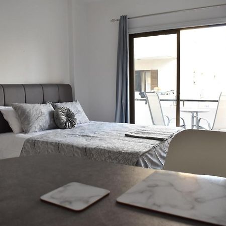 Marias Apartment - In City Centre,Near Beach Lárnaka Kültér fotó